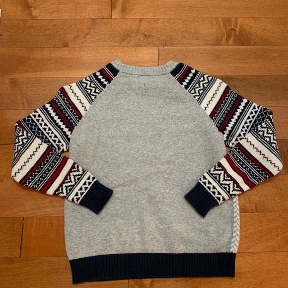 Cherokee grey sweater with Aztec pattern - Picture 2 of 3